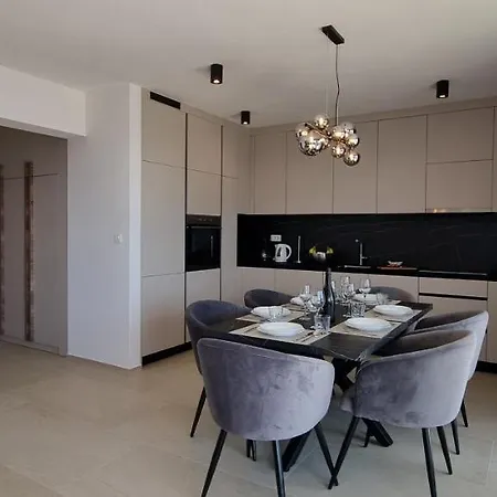 Luxury Mukalba Apartment