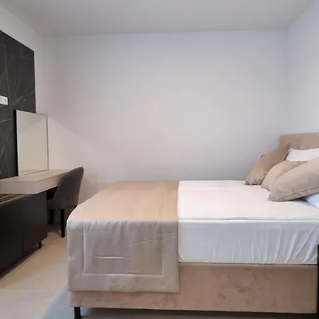 Apartment Luxury Mukalba
