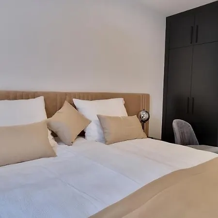 Apartment Luxury Mukalba *